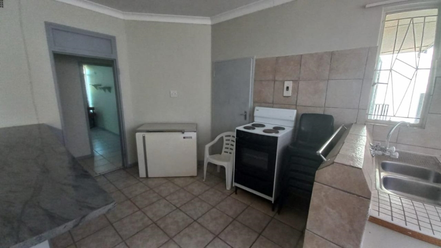 To Let 2 Bedroom Property for Rent in Irene Park North West